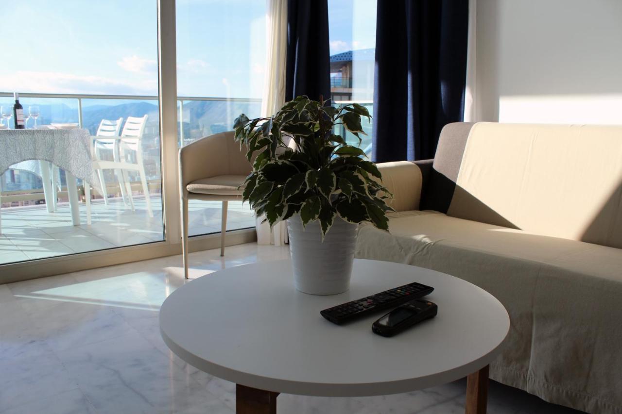 Skyline 26 Stunning Sea Views From A 2-Bedroom Apartment On The 26Th Floor Benidorm Extérieur photo