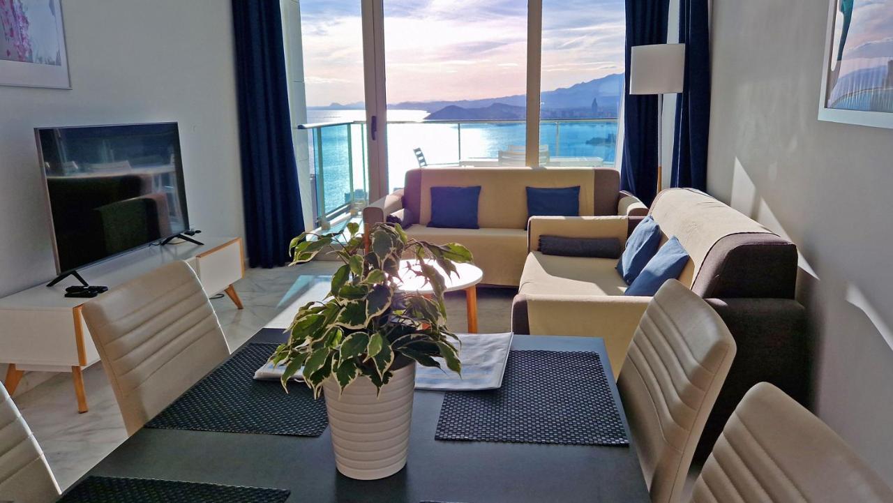 Skyline 26 Stunning Sea Views From A 2-Bedroom Apartment On The 26Th Floor Benidorm Extérieur photo