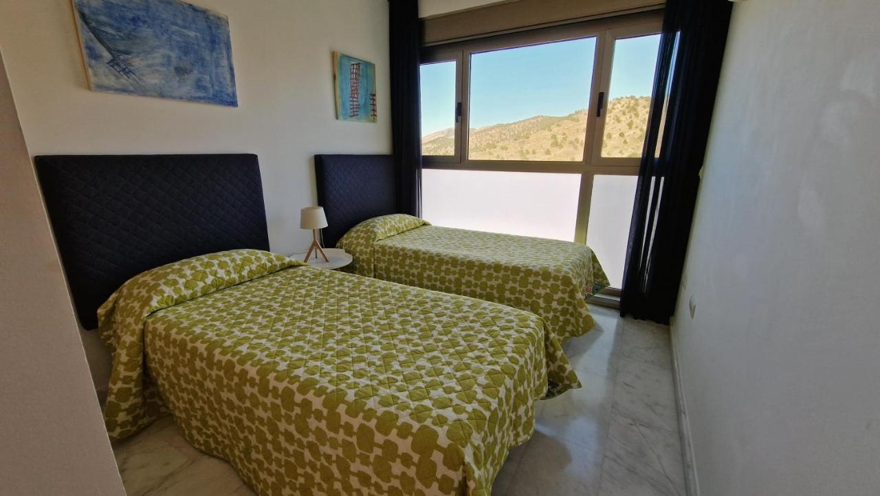 Skyline 26 Stunning Sea Views From A 2-Bedroom Apartment On The 26Th Floor Benidorm Extérieur photo